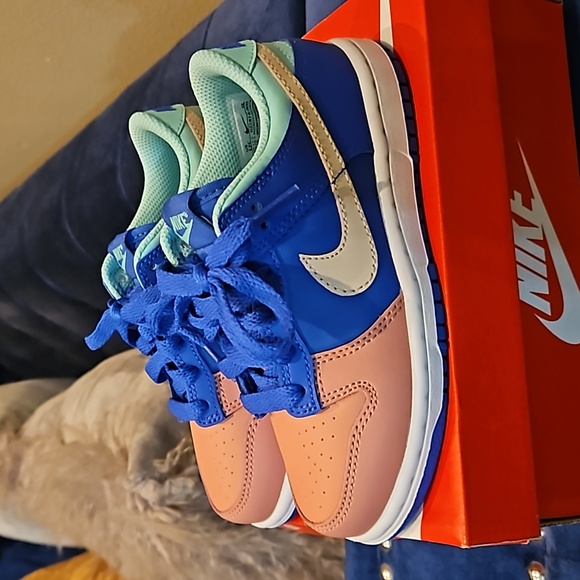 Nike Other - NIKE